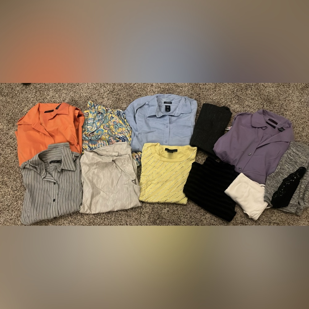 Size x-small and small Top LOT